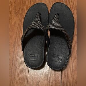 ❤️❤️FitFlops. Size 9. Navy Blue with rhinestones. Beautiful. Great condition♥️♥️
